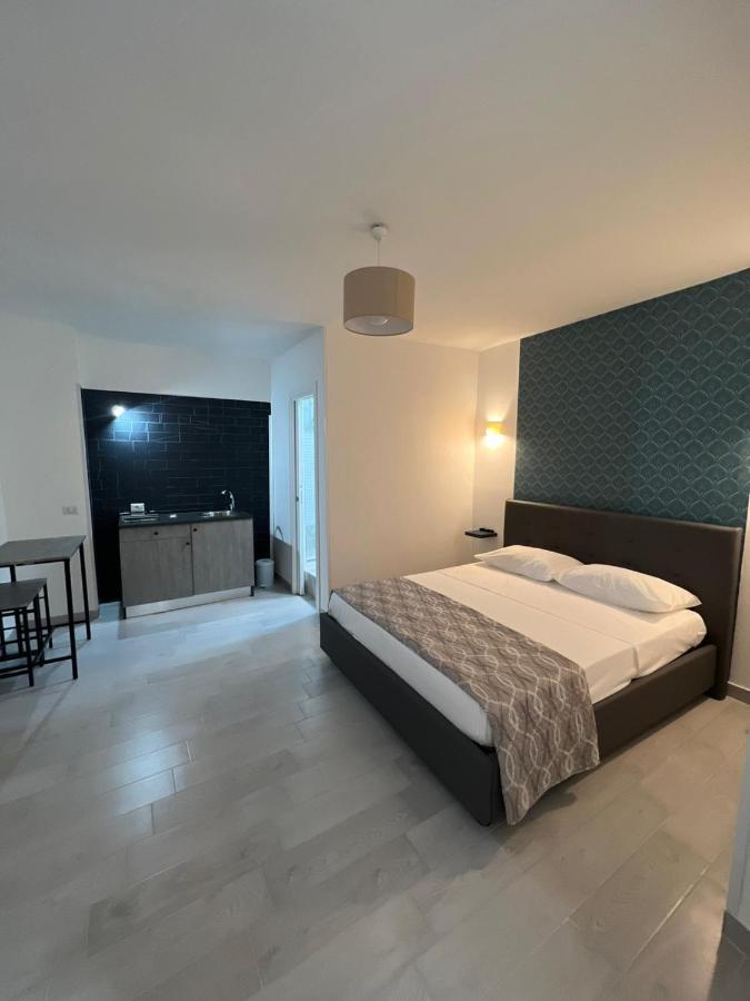Cristiano Room Neapel Exterior foto